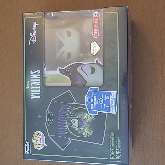 FUNKO Pop! Tees Disney's Maleficent Pop! & Tee Adult S NWT - Picture 1 of 9